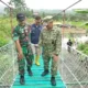 Masyarakat Apresiasi PembangunaJembatan Gantung Garuda Penghubung Desa Wanajaya dan Desa Karangbungur