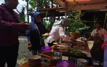 Warung Mimi Encas di Majalengka Terapkan Konsep Bayar Seikhlasnya